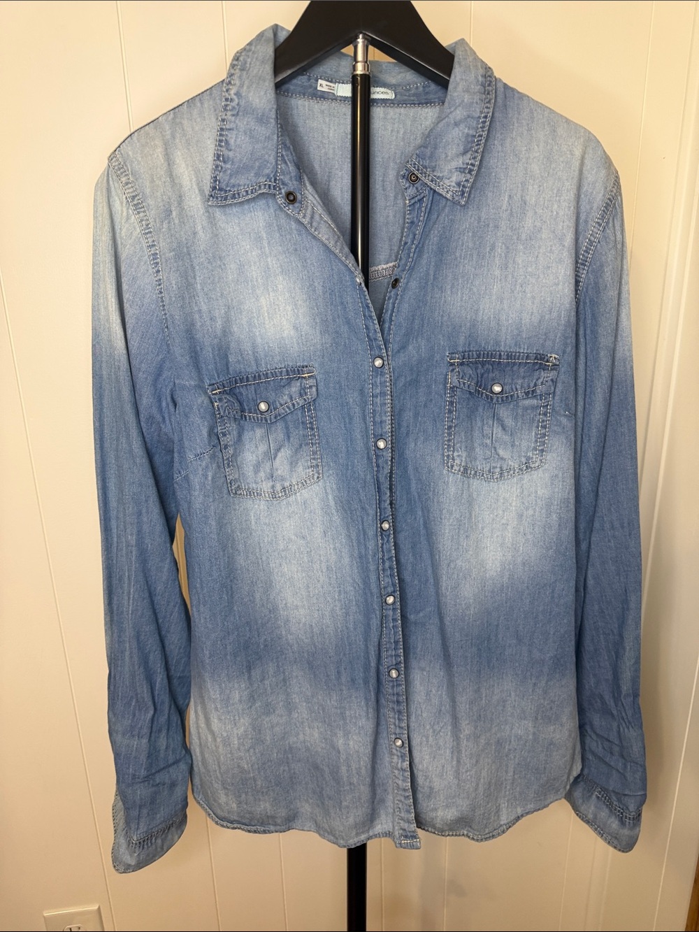 Maurice’s Light Blue Denim Pearl SnapButton-Front Women's Shirt